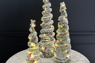 How to Style a Christmas Tree (Without the Hassle)