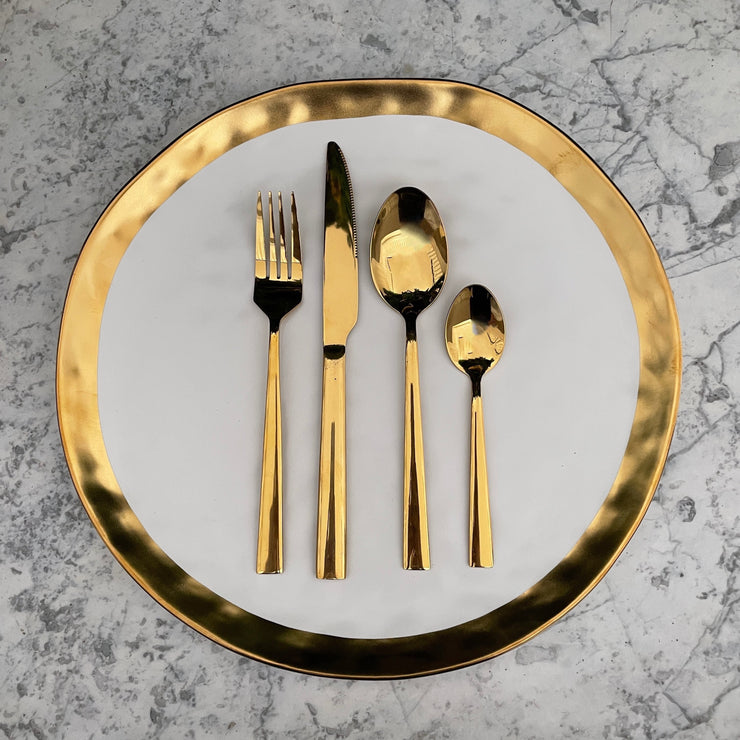 Gold Cutlery Set (16 Pieces)