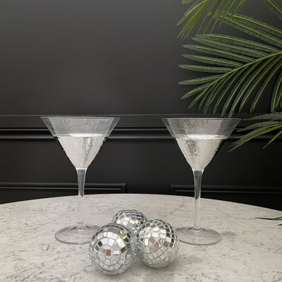 Set of 2 cocktail glasses with a silver base